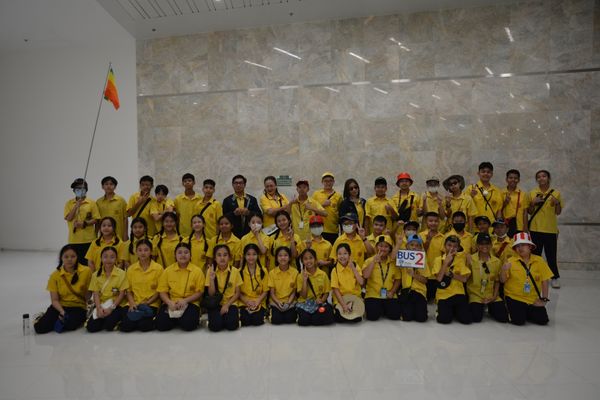 โรงเรียนปรีชานุศาสน์